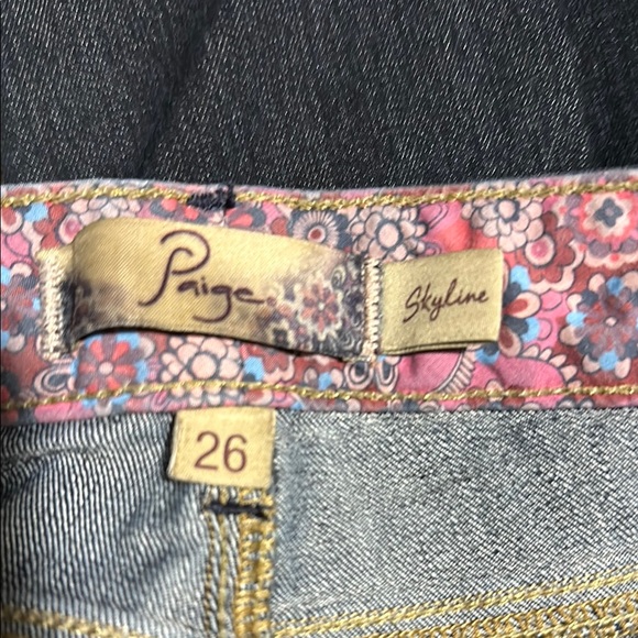 PAIGE Skyline Blue Jeans with Durable Denim - Picture 4 of 13